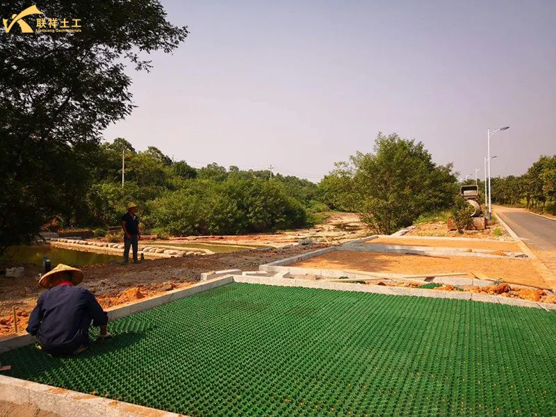 Parking Space Grass Grid Is Under Construction Parking Space Grass Grid Is Under Construction