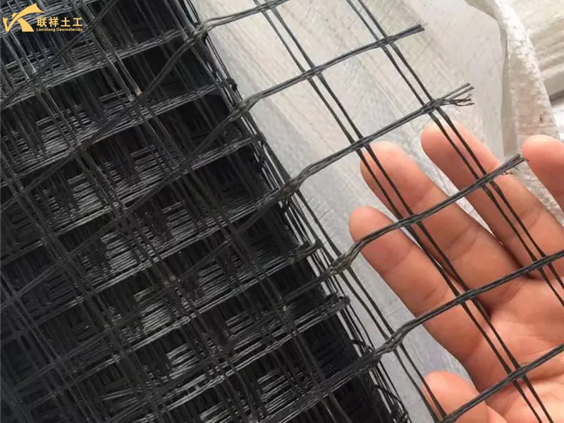 Fiberglass Geogrid on Display