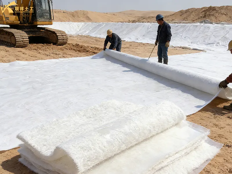 The Importance of Peel Strength in Composite Geomembranes